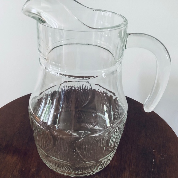 Vintage Pressed Glass Pitcher, Clear glass pitcher, 1960s retro pitcher - Picture 3 of 7